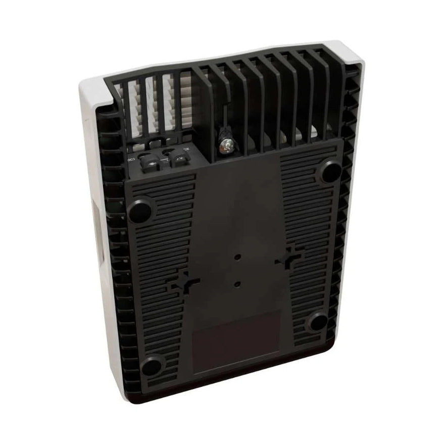 Switch compacto con 4 puertos RJ45 10G y 1 puerto Gigabit de gestión, RouterOS/SwOS, fuente y montaje DIN. Ideal para redes multigigabit.