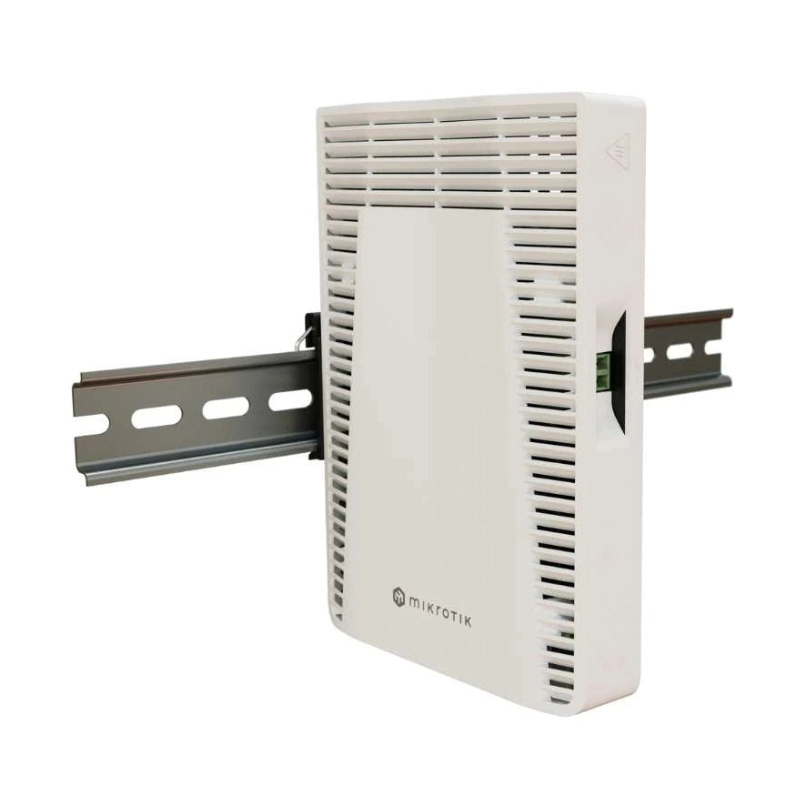 Switch compacto con 4 puertos RJ45 10G y 1 puerto Gigabit de gestión, RouterOS/SwOS, fuente y montaje DIN. Ideal para redes multigigabit.