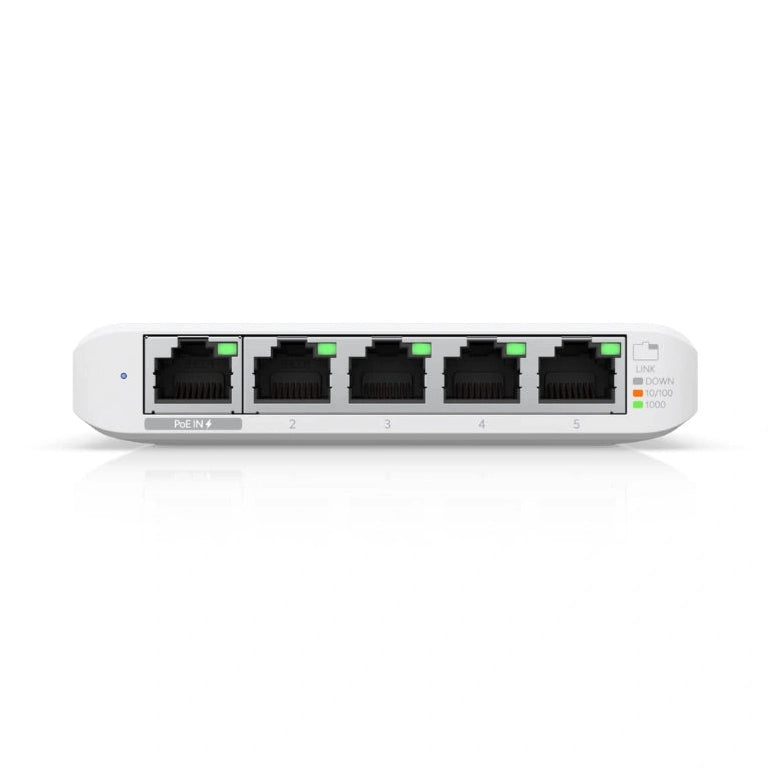 UniFi SWITCH 5Ports: (1)GbE PoE INPUT (4)GbE Req: Adapt americano