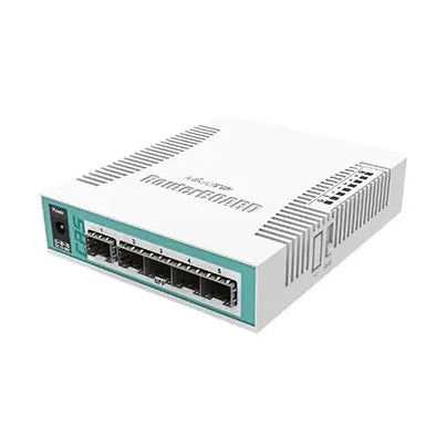 Cloud Router Switch con 5 SFP y 1 puerto combo Gigabit/SFP, RouterOS L5 y fuente incluida. Flexible para redes de fibra y agregación compacta.