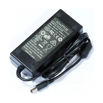 hEX PoE lite con 5 puertos LAN, 4 salidas PoE, USB y RouterOS L4. Solución compacta para alimentar y gestionar equipos de red.