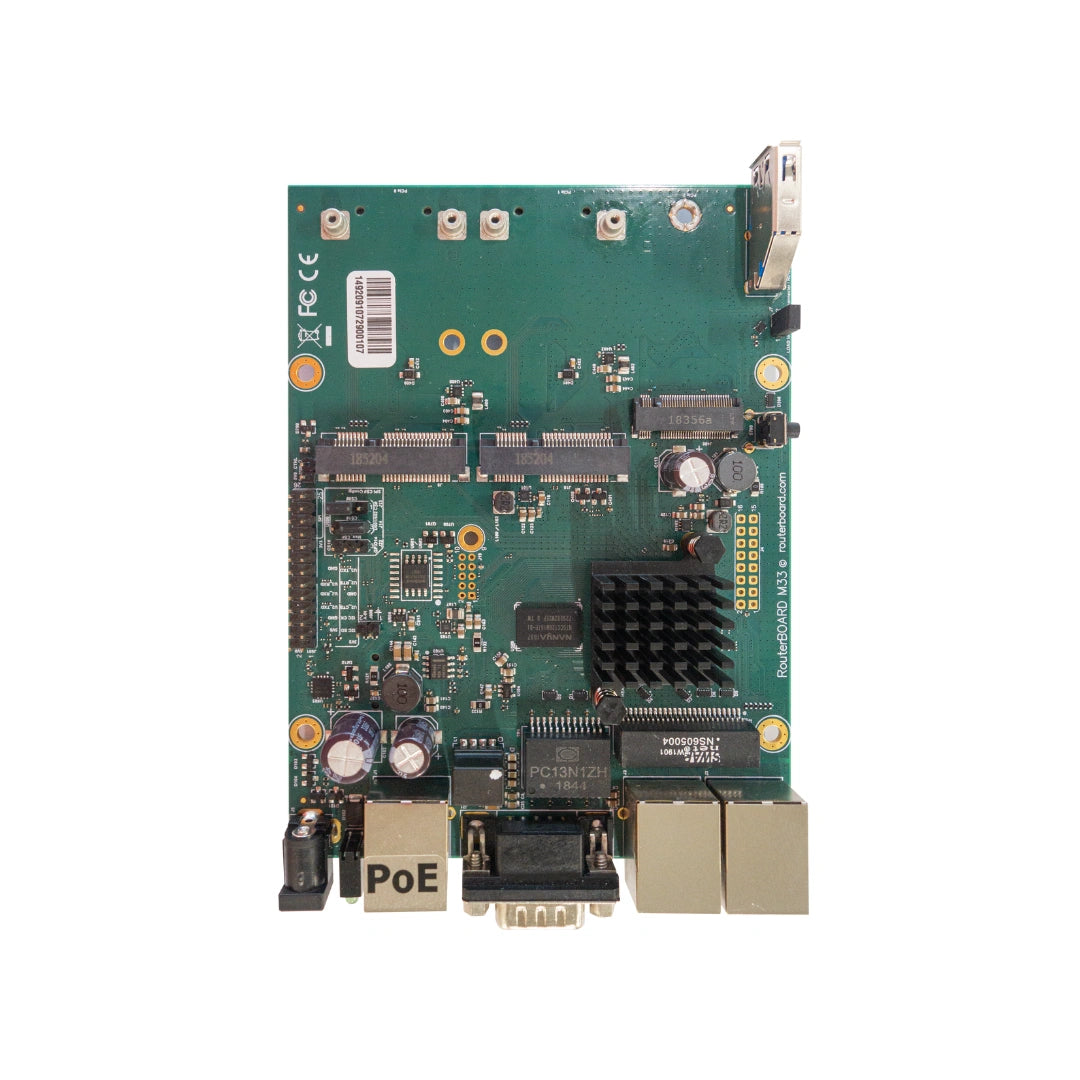 RouterBOARD compacto con 3 puertos Gigabit, ranuras miniPCIe, USB y RouterOS. Ideal para proyectos IoT, LTE y soluciones integradas personalizadas.