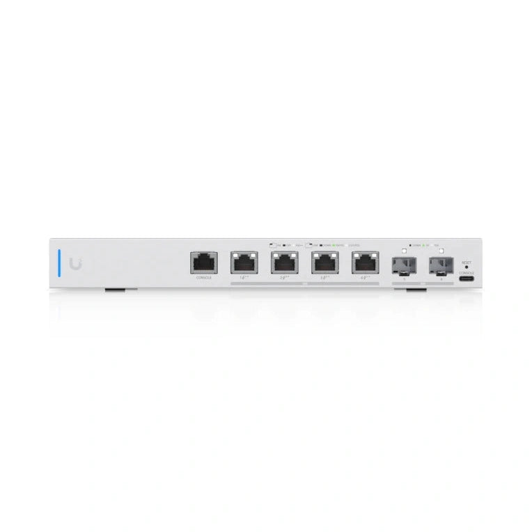 UniFi SWITCH 170W 6-Port PoE++ 4x 1/2.5/5/10 GbE, 2x 10G SFP+, 120 Gbps Switching Capacity