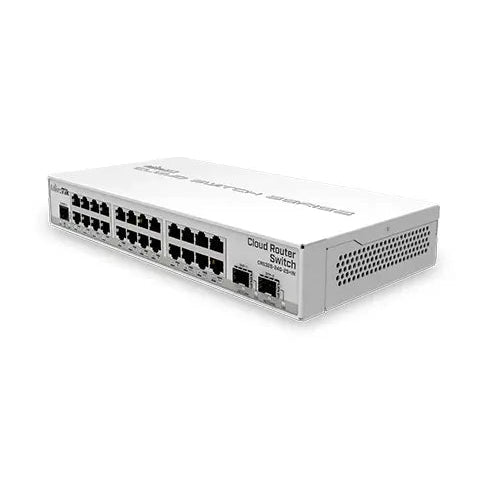 Switch/router desktop con 24 puertos Gigabit, 1 SFP y RouterOS. Ideal para switching gestionado y funciones de routing en pymes.