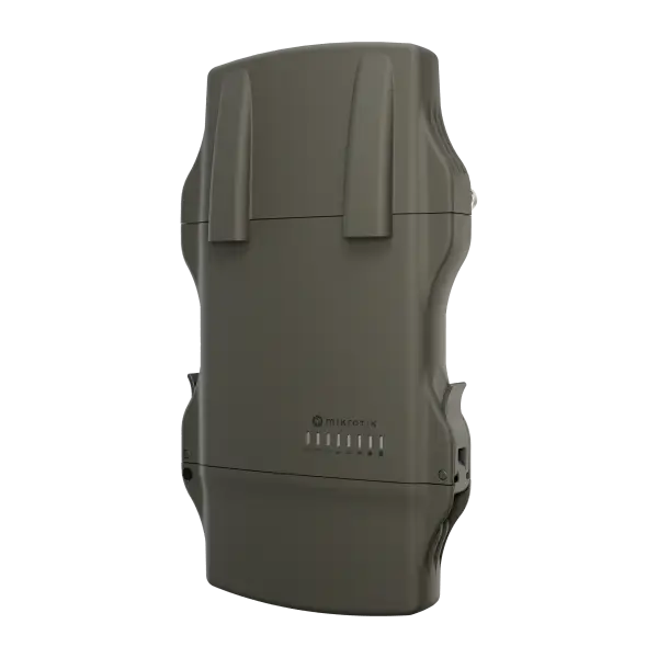 NetMetal ax outdoor dual band Wi-Fi 6 con SFP 2.5G, Gigabit, USB, SIM, conectores SMA y RouterOS L4 para redes robustas de alto alcance.