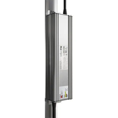 Fuente outdoor MikroTik 53V 250W para PoE de alta potencia, ideal para switches y equipos exteriores con demanda energética elevada.