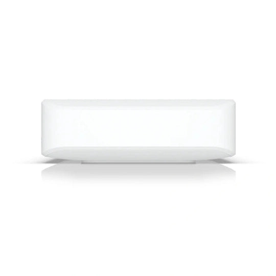 UniFi SWITCH 52W 8Ports: (4) GbE PoE+ (4) GbE Req: Cable Trebol-C5 modelo 1163