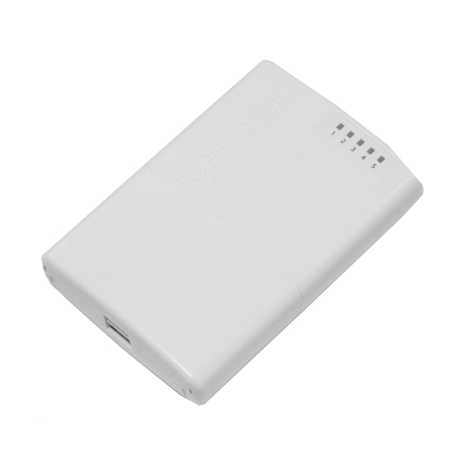 PowerBox outdoor con 5 puertos Ethernet y salida PoE en 4 puertos. RouterOS L4, carcasa exterior y fuente incluida para alimentar equipos en terreno.