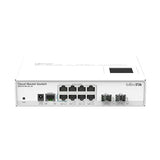 Switch/router con 8 Gigabit y 2 SFP+ 10G, RouterOS/SwOS y formato desktop. Agregación compacta con uplinks de alta velocidad.