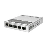 Switch/router compacto con 4 SFP+ 10G y 1 Gigabit, RouterOS/SwOS, gabinete metálico y fuente. Ideal para enlaces 10G accesibles.