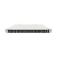 Switch Cloud Router 48 puertos Gigabit, 4 SFP+ 10G y 2 QSFP+ 40G. Equipo rack 1U con RouterOS para redes de alta densidad.