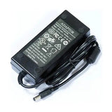hEX PoE lite con 5 puertos LAN, 4 salidas PoE, USB y RouterOS L4. Solución compacta para alimentar y gestionar equipos de red.