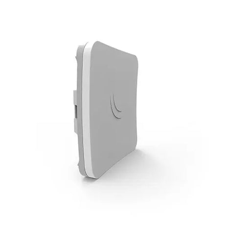 SXTsq 5 High Power outdoor con antena 5GHz, RouterOS y PoE. Equipo compacto para enlaces inalámbricos de mayor alcance. - Gestion y Equipos (G&E)