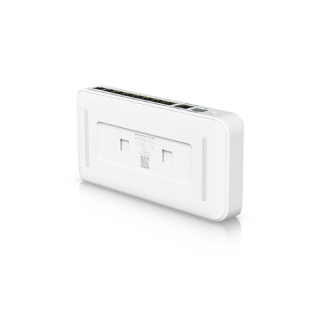 Unifi USW 9Ports: (1)10 GbE PoE+ INPUT (8)2.5 GbE (1)SFP+ Req: Adaptador