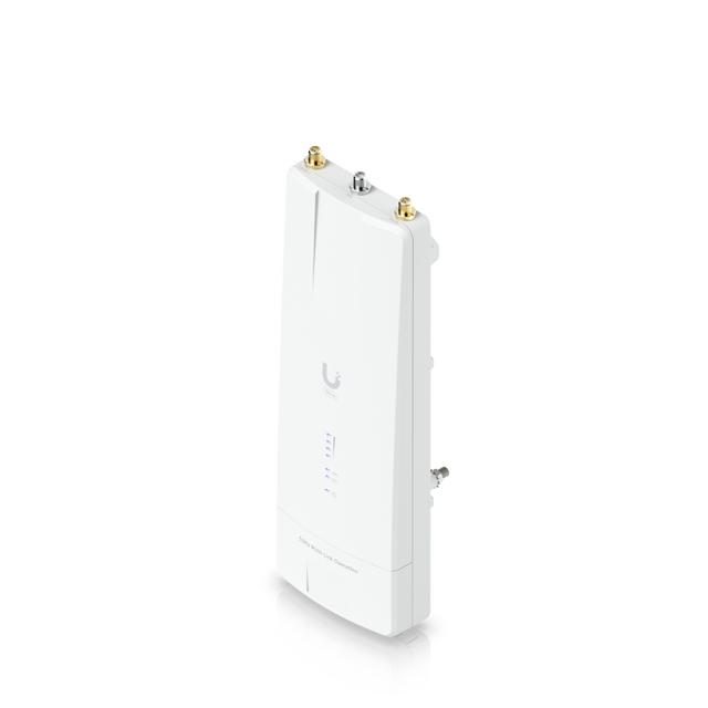 UISP AP 1-10G 1-SFP+ 5GHz 2-RPSMA-H 1-.SMA-GPS inc54V PTP 24dBm IPX6 - Gestion y Equipos (G&E)
