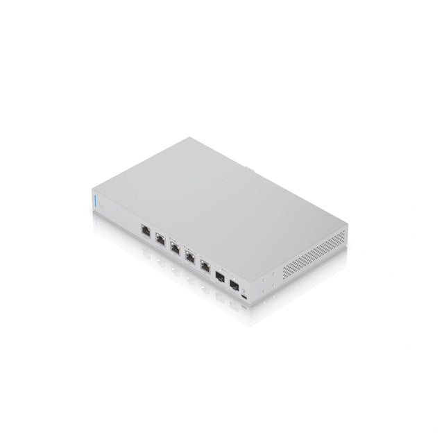 "UniFi CloudKey Rack Mount – 19"" Rack Mount for CloudKey/CloudKey+ (Front Ethernet Port, Clean Installation) Req: USB-C 5V, Min. 1A" - Gestion y Equipos (G&E)