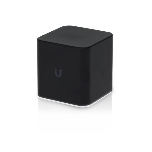 UISP Router  4dBi 2,4GHz-N300 1-WAN 3-100 Router Req: PoE24V/5VUSB airCube - Gestion y Equipos (G&E)
