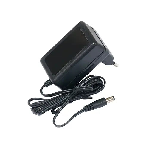 Fuente de poder MikroTik 24V 0,8A para equipos RouterBOARD compatibles. Repuesto confiable para instalaciones de red y alimentación estable. - Gestion y Equipos (G&E)