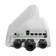 FiberBox Plus outdoor con 4 SFP+ 10G y 1 Gigabit, RouterOS/SwOS, gabinete IP66, PoE y fuente. Solución 10G para exteriores.
